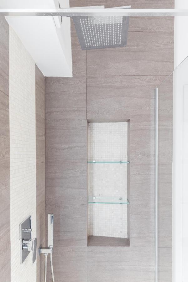 Amoretti Apartment, 6 Persone, 3 Camere, 2 Bagni, Balcone, Wi-Fi, Metro B Monti Tiburtini Róma Kültér fotó
