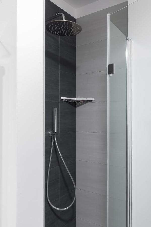Amoretti Apartment, 6 Persone, 3 Camere, 2 Bagni, Balcone, Wi-Fi, Metro B Monti Tiburtini Róma Kültér fotó