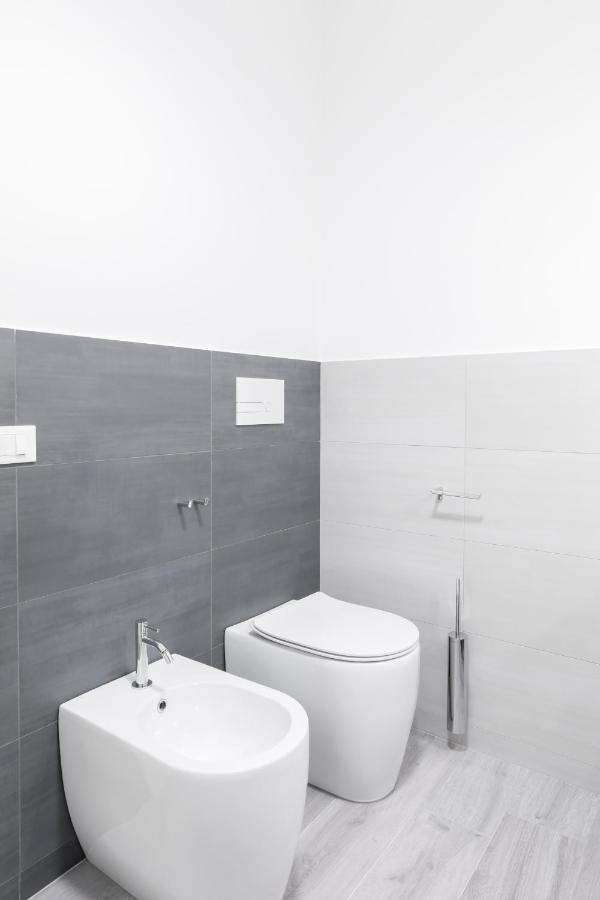 Amoretti Apartment, 6 Persone, 3 Camere, 2 Bagni, Balcone, Wi-Fi, Metro B Monti Tiburtini Róma Kültér fotó
